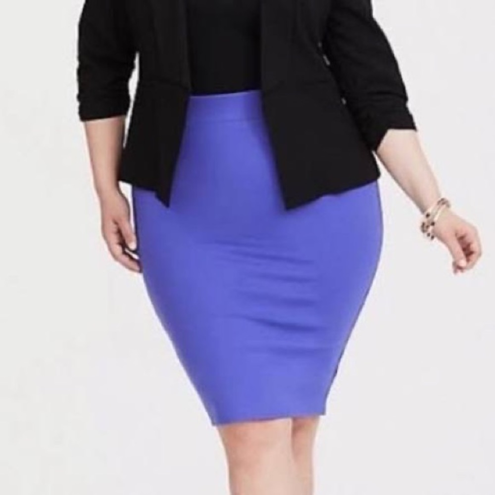 Torrid lilac blue colored pencil skirt